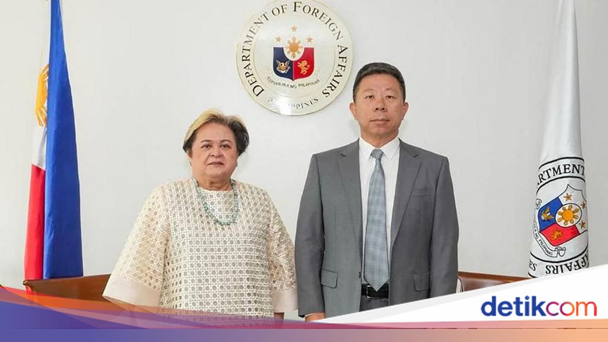 Philippines Summons Chinese Ambassador Over Military Comments