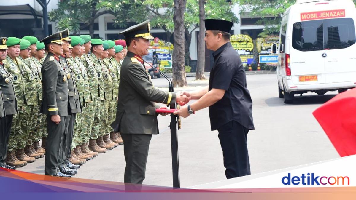 Last respect of the Army's TNI for the KSAD Eks General Subagyo