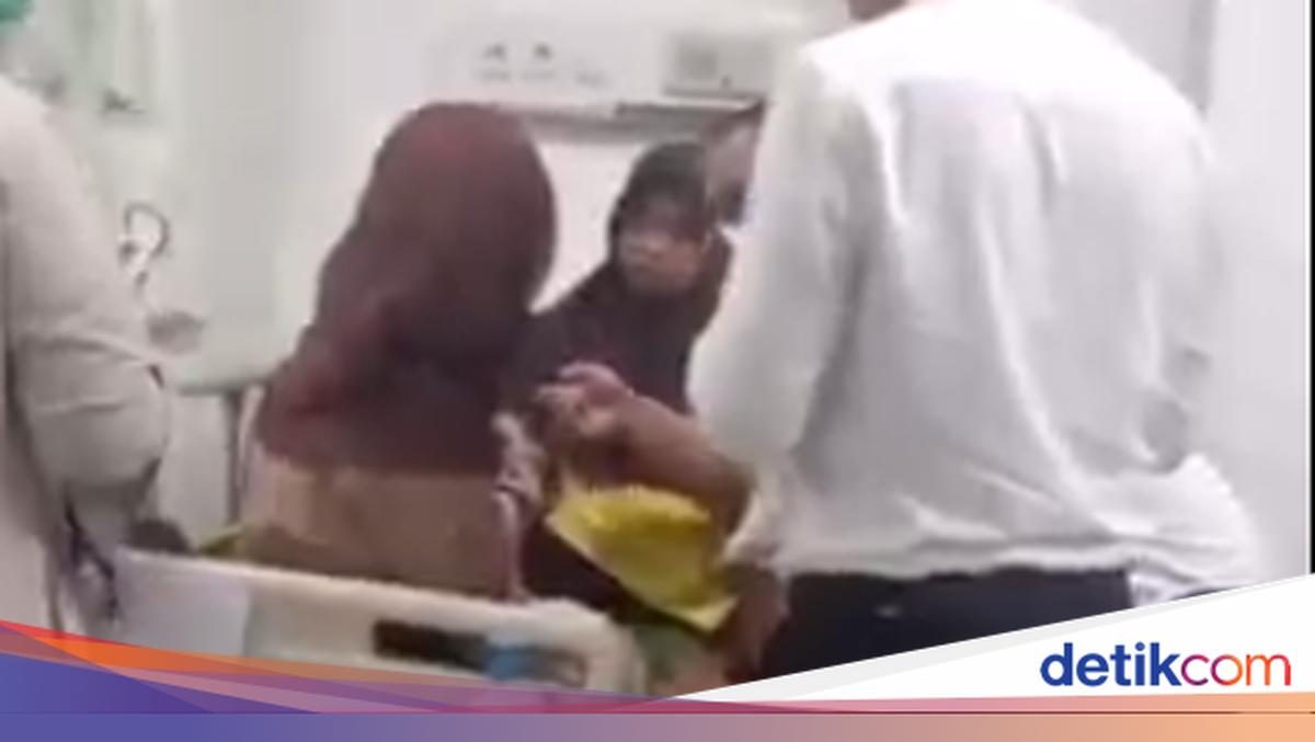 103 students in Bogor treated after suspected food poisoning