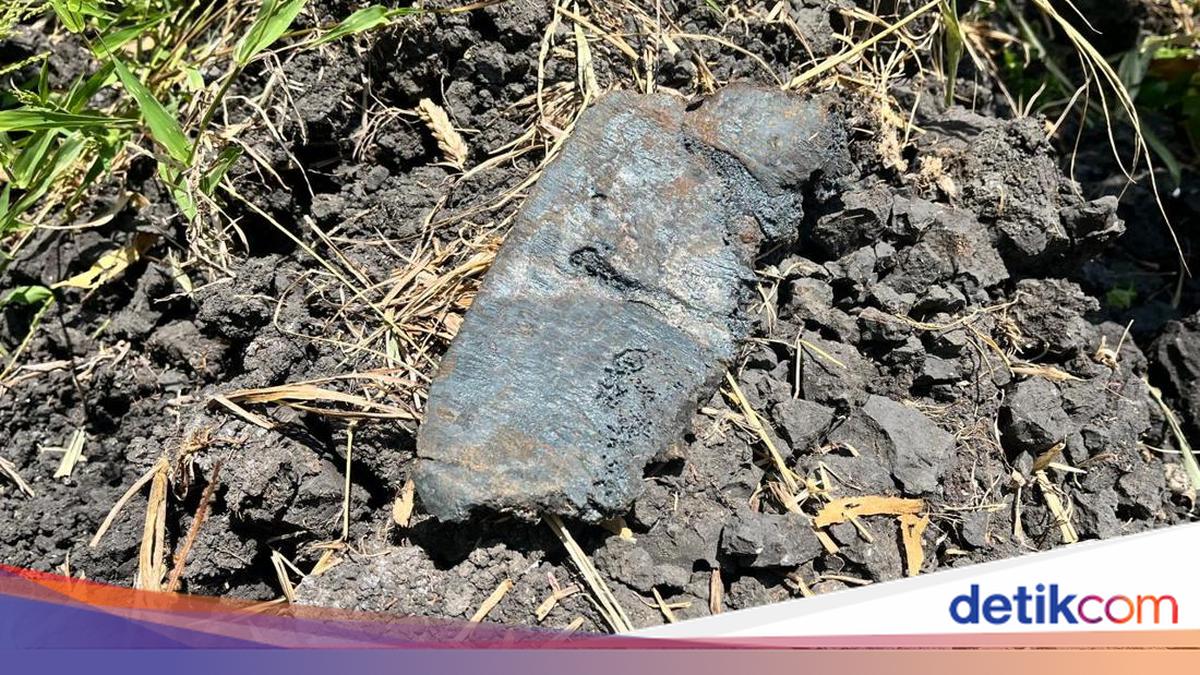 Ada Serpihan Logam Dekat Lubang Misterius di Madiun, Polisi Selidiki