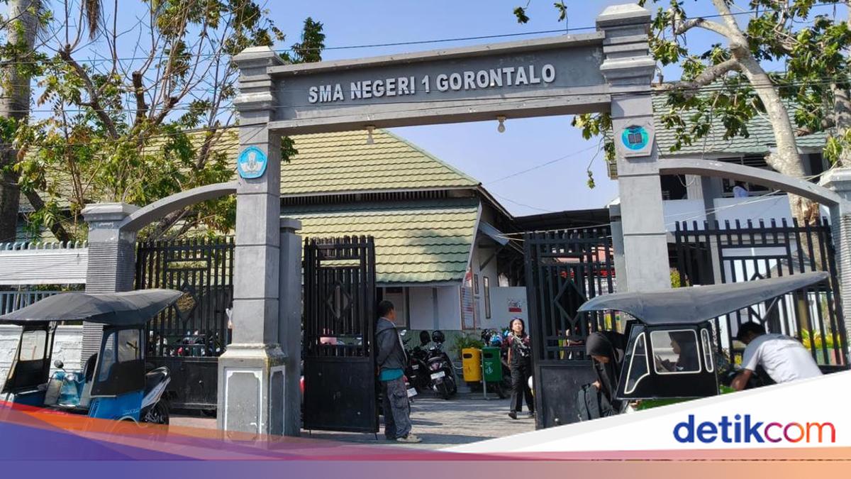 21 Siswa SMA 1 Gorontalo yang Keroyok Siswa Lain Diskors 2 Minggu