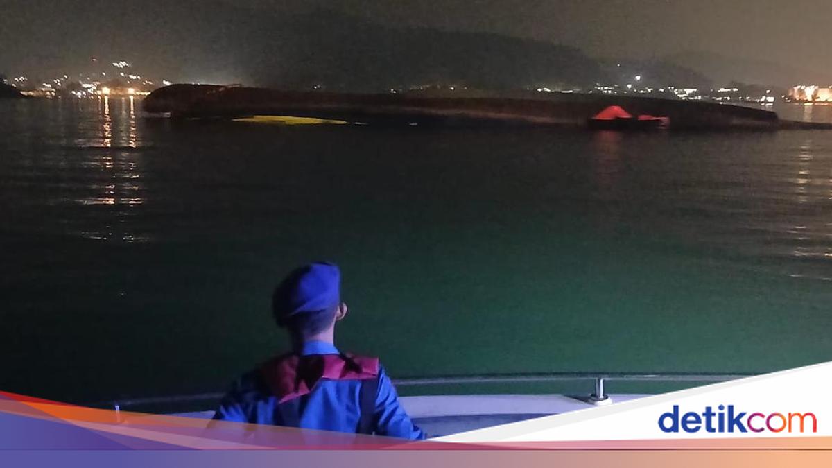 KMP Batumandi yang Tenggelam Usai Terbakar di Merak Bakal Diapungkan Lagi