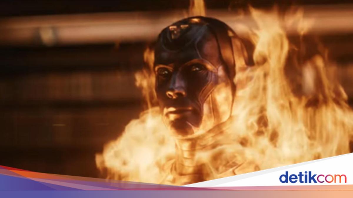 炎に包まれたジム・ハモンドを描いた『VisionQuest』の場面写真