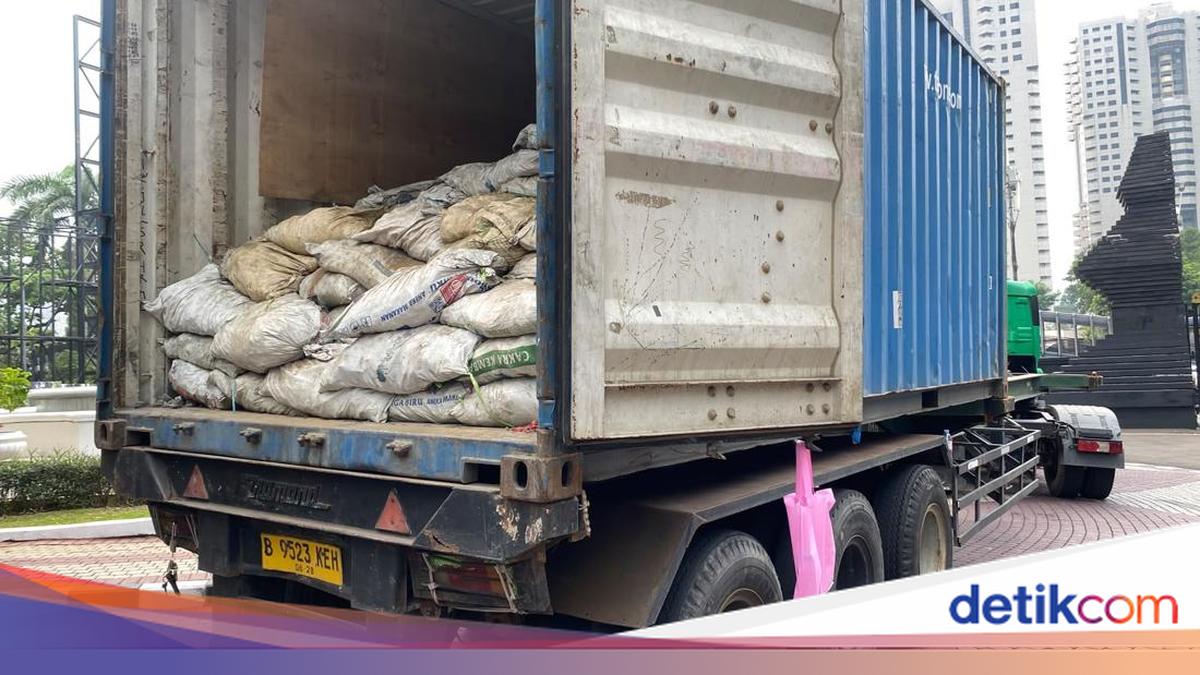 Polda Metro Bongkar Pengiriman 54 Ton Galena di Jakut, 5 Orang Ditangkap