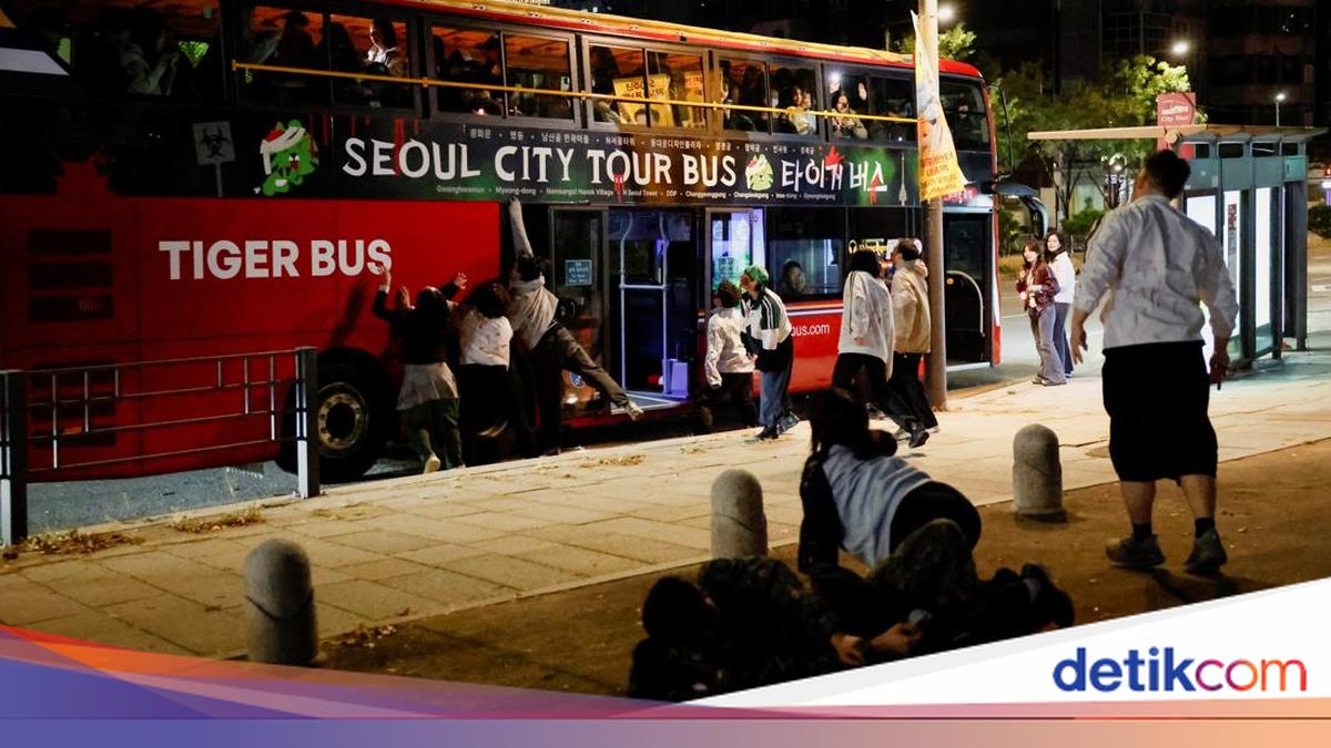 Terror Zombie Cengkeram Penumpang Bus Wisata di Seoul