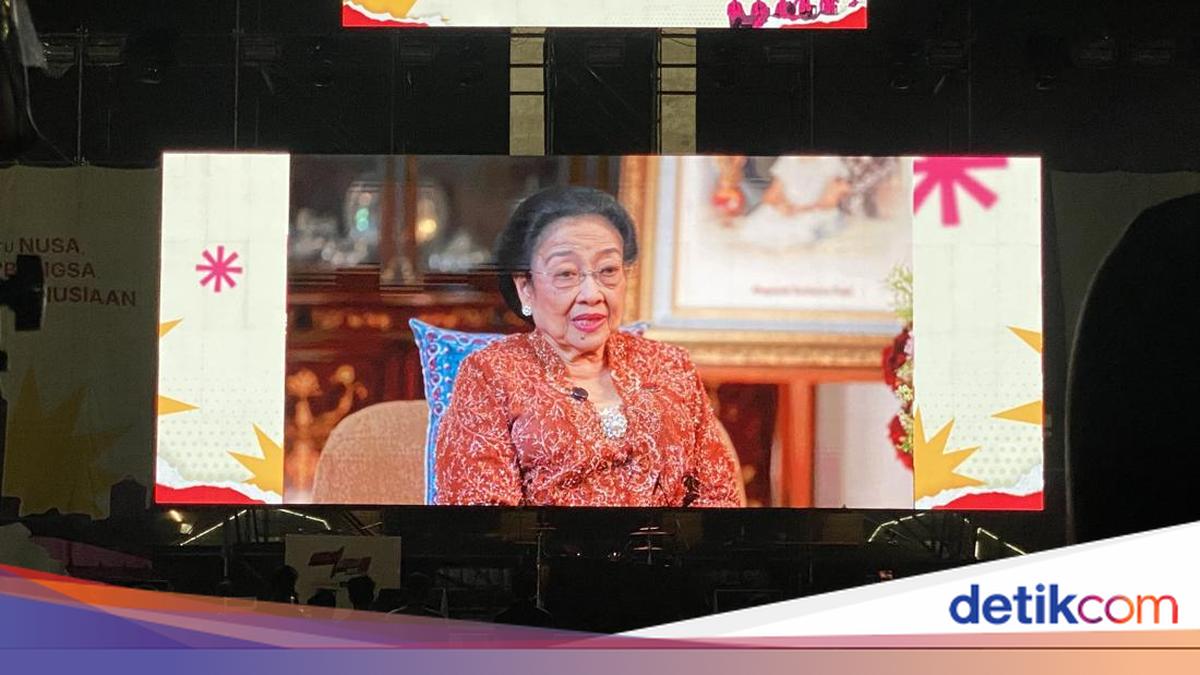 Megawati Urges Young Indonesians to Pair Intelligence With Strong Character