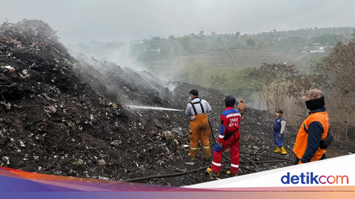 Kebakaran TPA Supiturang Malang Berawal dari Putung Rokok