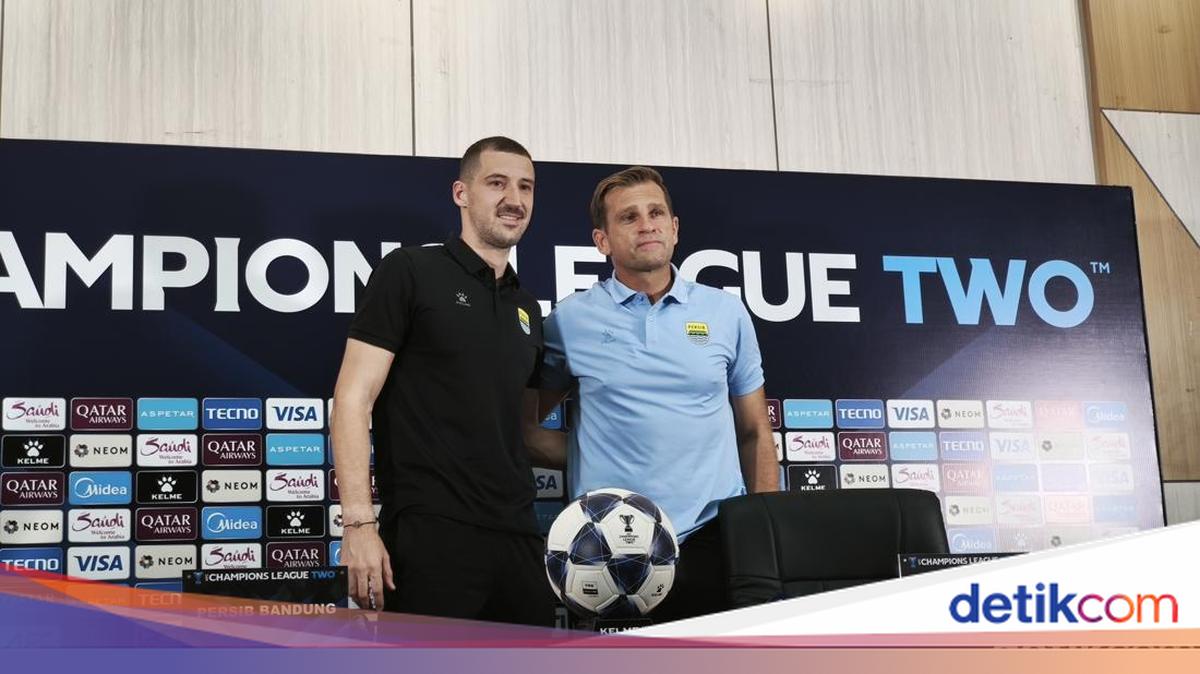 Igor Tolic Ungkap Kunci Persib Taklukkan Melbourne Victory