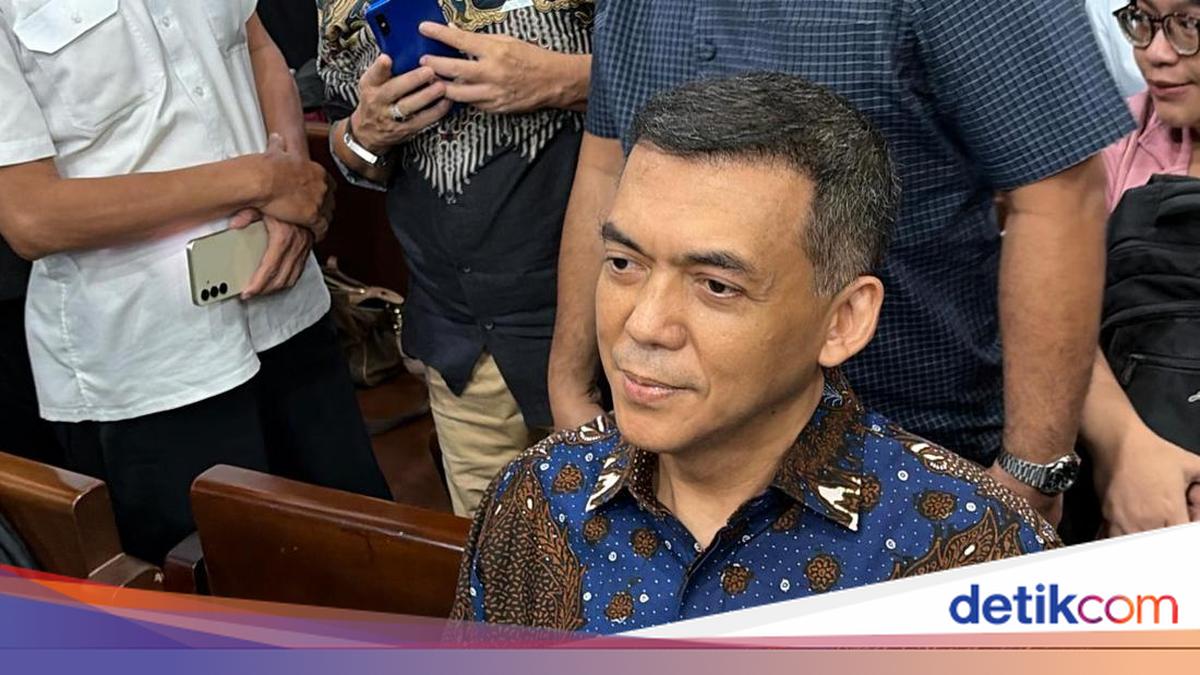 Silmy Karim faces trial for extortion at corruption court