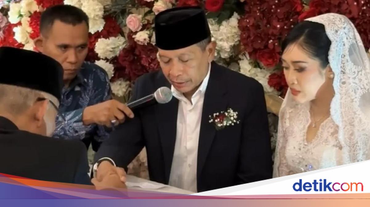 Malang Mayor Wahyu Hidayat Marries Septhelena Maria Yosepha