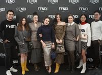Gaya Sederet Selebriti di Opening Store `Fendi` Elegan Banget! Gaya Sederet Selebriti di Opening Store `Fendi` Elegan Banget!