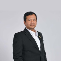 Luky A. Yusgiantoro