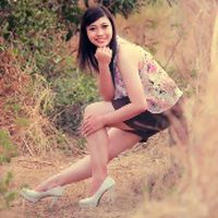 Lury  Apriyanti