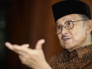 BJ Habibie Gelar Pameran Teknologi, Diikuti 100 Perusahaan