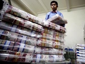 BI Sebut Keuntungan Bank dari Bunga Kegedean, Ini Datanya
