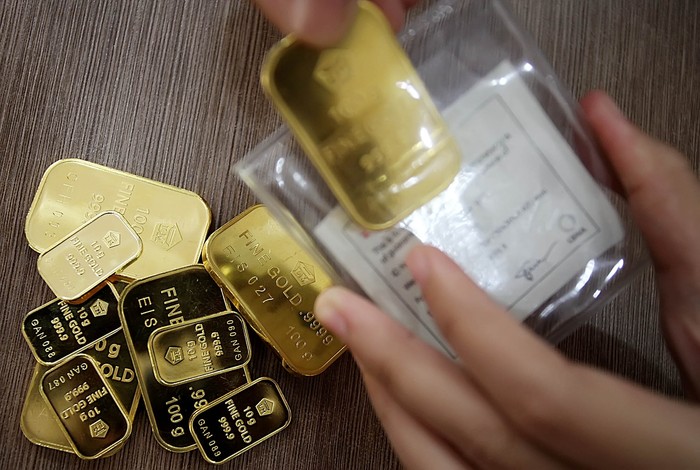 Harga Emas Antam Turun Lagi Rp 5.000/Gram