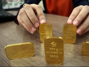 Pasar Keuangan Labil, Investasi Emas Bisa Jadi Pilihan