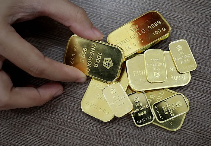 Harga Emas Antam Turun Rp 2.000/Gram