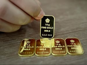 Harga Emas Makassar Hari Ini 13 Oktober, Stagnan di Angka 1.072.000 Per Gram