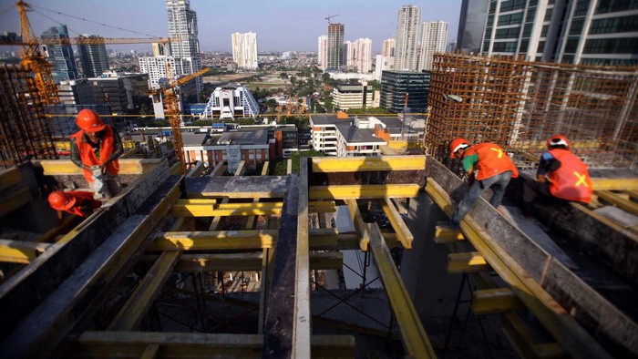 Pertumbuhan harga harga hunian mewah di Jakarta pada kuartal II 2013 terus meningkat. Menurut Indeks Residensial yang dikeluarkan Jones Lang LaSalle Asia Pasifik, pertumbuhan harga hunian mewah di Jakarta melebihi Beijing.