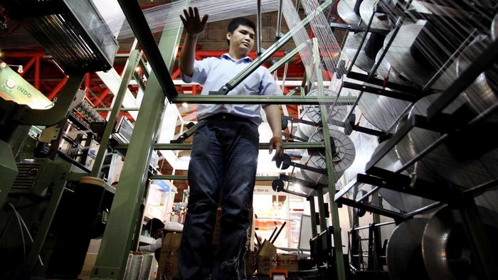 Pameran Industri Tekstil kembali digelar di kawasan JIEXPO Kemayoran, Jakarta Pusat. Ratusan produsen dan distributor menawarkan keunggulan mesin-mesin produk penghasil tekstil.