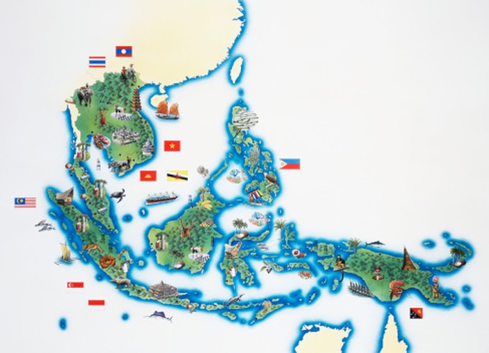 Secara geografis kawasan asia tenggara terletak di antara tiga perairan luas yaitu