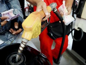 Kalau Sudah Euro 4, Bagaimana Nasib Premium dan Pertalite?