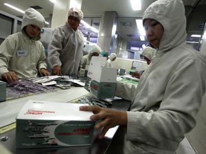 Induk Holding BUMN Farmasi Gandeng China Kembangkan Vaksin Corona