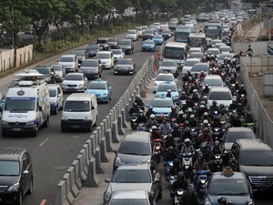 Mengurai Macet, Terapkan Lalin 1 Arah Pada Jam Sibuk