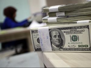 Rupiah Kembali Melemah, Dolar AS Tembus Rp 14.025