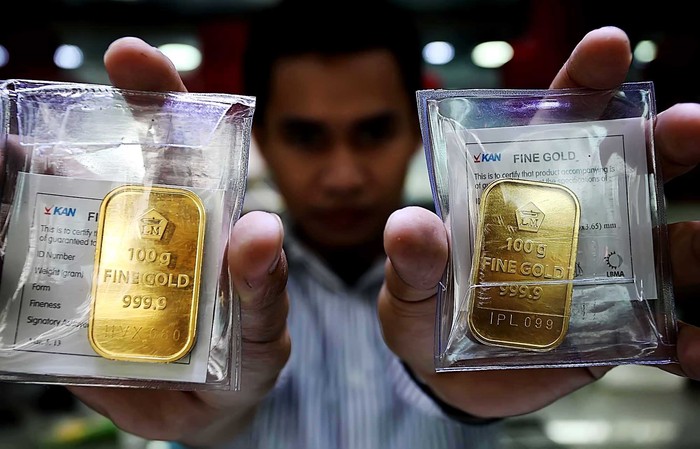 Harga Emas Antam Turun Rp 3.000/Gram