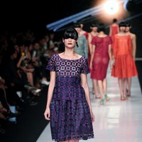 Ungu lama diasosiasikan dengan keanggunan dan kemegahan. Warna ini sering kali dikonotasikan sebagai kekayaan, sofistikasi dan sesuatu yang agung. Foto: Moh Abduh