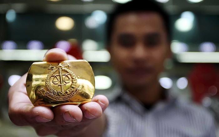 Harga Emas Antam Turun Rp 6.000/Gram