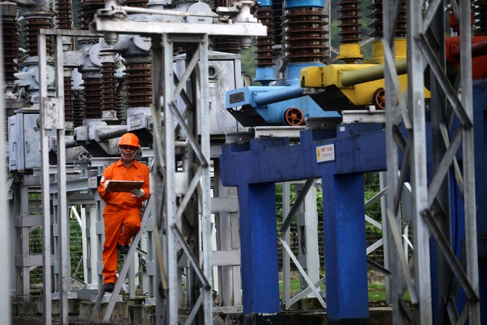Pencabutan Subsidi Listrik 18 Juta Pelanggan 900 VA Ditunda, Ini Konsekuensinya