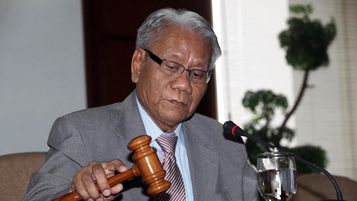 Mengherankan, Penyidik Periksa Anggota DPR Harus Minta Izin Presiden