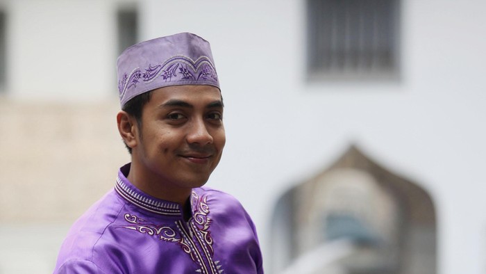 Ustadz Riza Muhammad saat di temui bersama Istrinya Indri Giana (4/7/2013).
