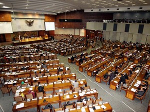 DPR Akan Revisi UU Pilkada untuk Cegah Calon Tunggal di 2017