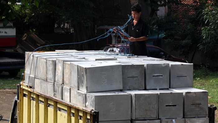 Balada Pilkada Serentak, Calon Hilang Sampai Mundur di Tengah Jalan