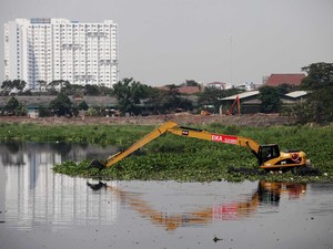 Kejari Jakbar akan Lelang 5 Ekskavator Rampasan Kasus Alex Usman