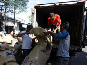 Pengusaha Ekspedisi hingga Sopir Angkot di Sulsel Ramai-ramai Naikkan Tarif