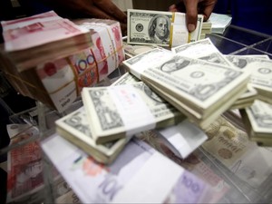 Fenomena Overshooting Rupiah