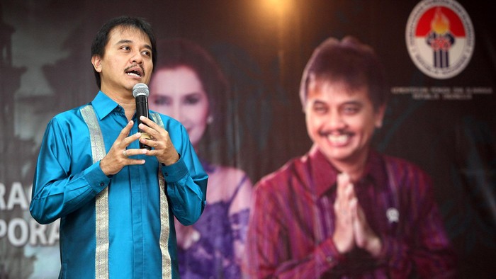 Pengacara Roy Suryo Datangi Kemenpora, Minta List Barang