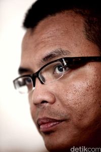 Denny Indrayana, Pegiat Antikorupsi yang Jadi Pembela Meikarta