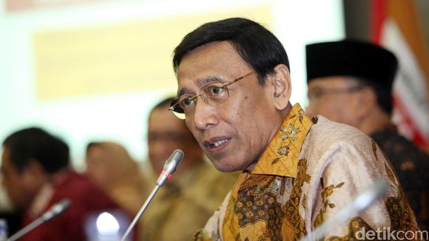 Ketua Umum Partai Hati Nurani Rakyat (Hanura), Wiranto saat menghadiri kegiatan seminar empat pilar kebangsaan yang diadakan Perempuan Hanura bersama MPR RI, di Gedung Parlemen, Jakarta, Rabu (02/10). File/detikFoto.