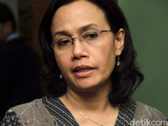 Direktur Pelaksana Bank Dunia Sri Mulyani menemui Menteri Koordinator Perekonomian Hatta Rajasa di Gedung Kementerian Koordinator Perekonomian, Jakarta, Kamis (12/7/2012).
File/detikFoto.