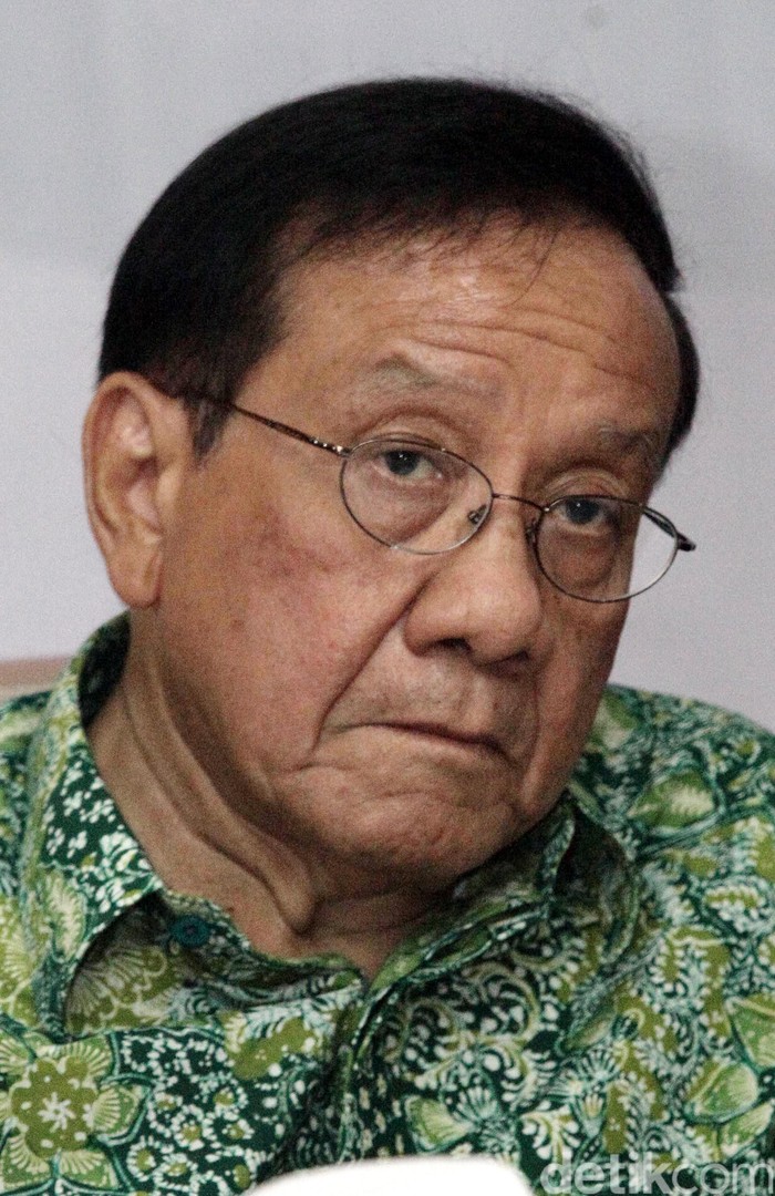 Akbar Tandjung: Golkar Bisa Jatuh Karena Uang!