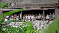 Masih di Sulawesi, ada Toraja dan makam-makamnya yang menjadi warisan budaya luhur (Rachman Haryanto/detikFoto)