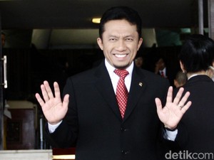 Kicauan Tifatul Soal Hadits Larangan LGBT Bikin Heboh
