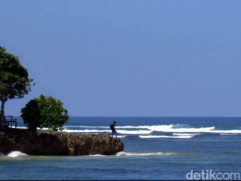 Keliling Pulau Jawa 7 Hari Ala Traveler Inggris 