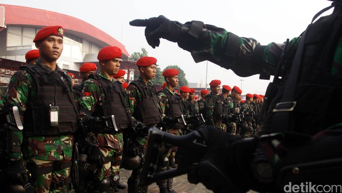 114.438 Polri-TNI dan Linmas Amankan Pilkada Serentak di Jatim